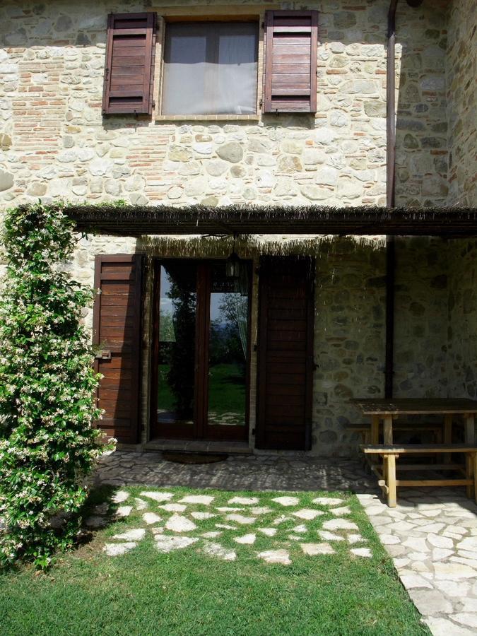 Agriturismo Pian Di Frattina Фабро Экстерьер фото