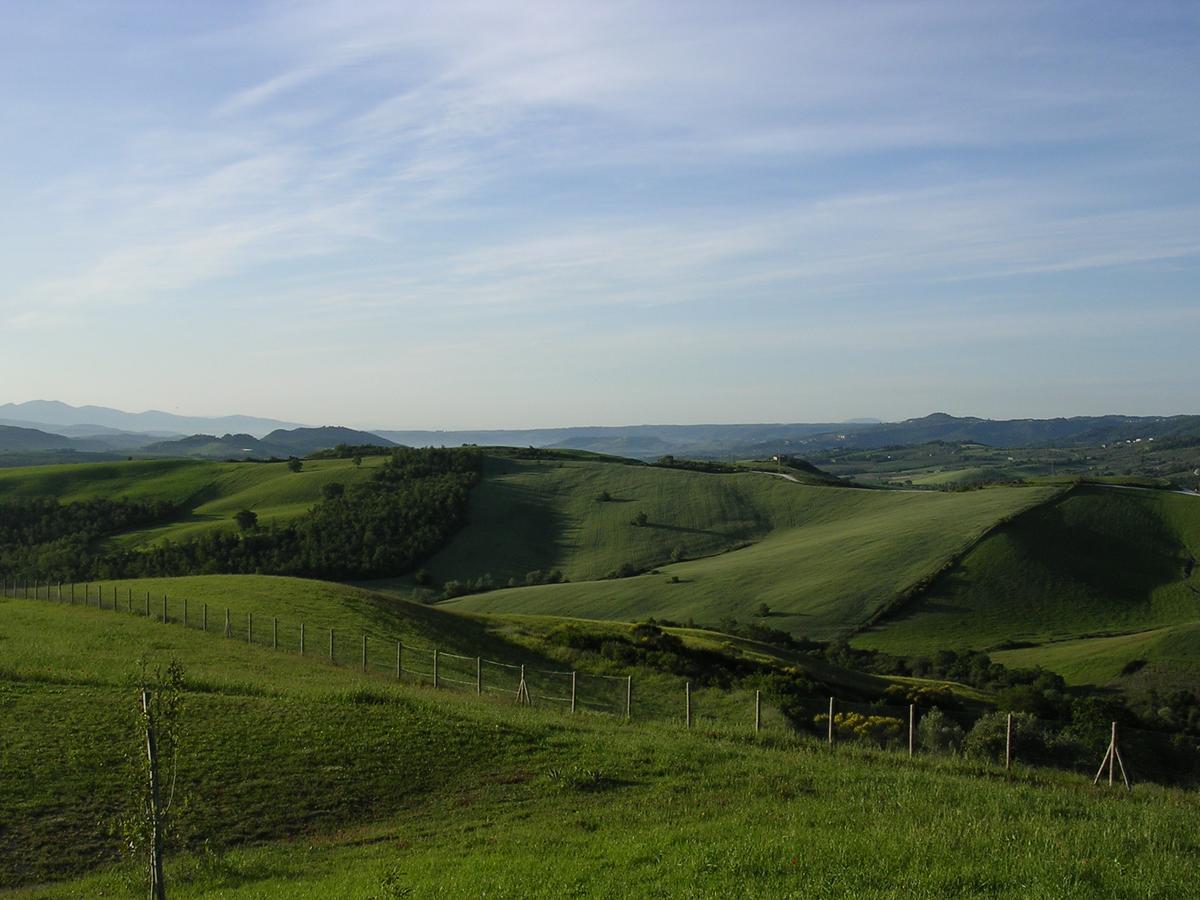 Agriturismo Pian Di Frattina Фабро Экстерьер фото